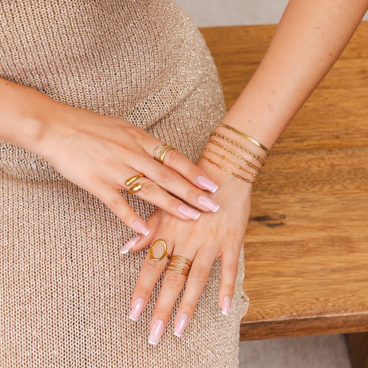 Vela Fold Light Accent Jewelry Set in gold-tone, close-up detail view