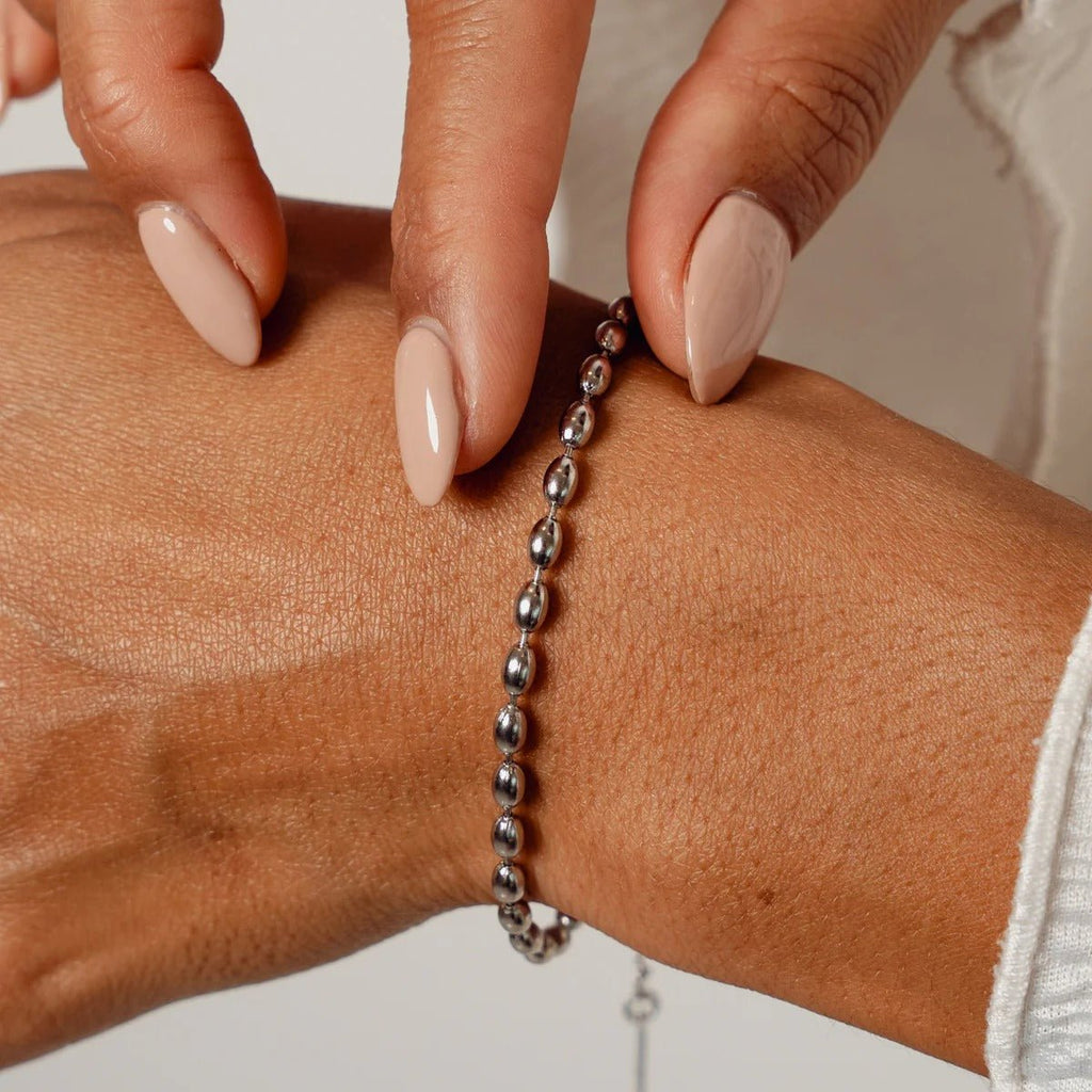 Nori Fold Chain Link Bracelet in silver-tone, additional product view 6